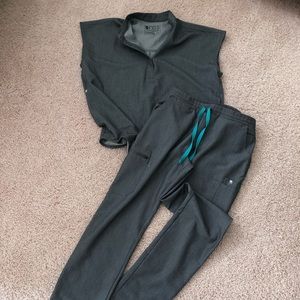 FIGS SET grey straight leg and mandarin top